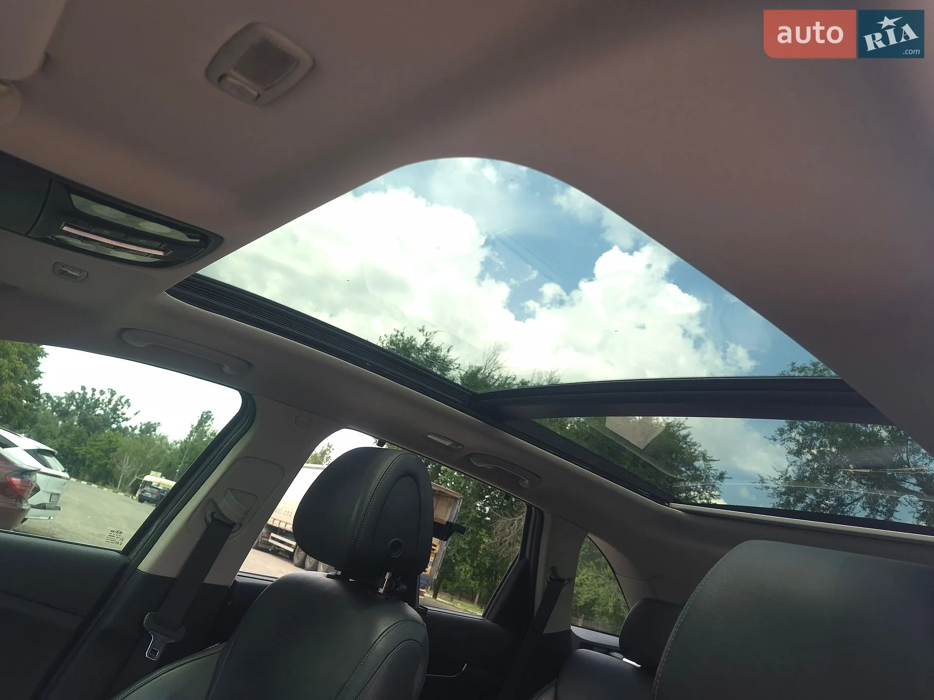 2015 Kia Sorento - мініатюра 16