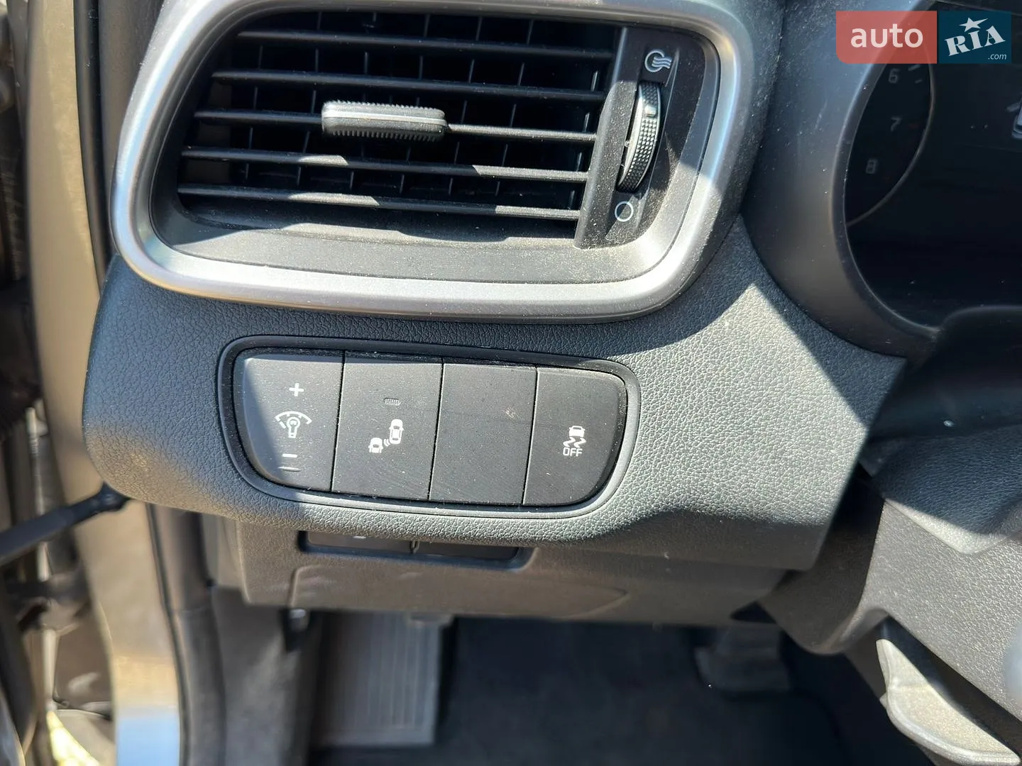 2019 Kia Sorento - мініатюра 14