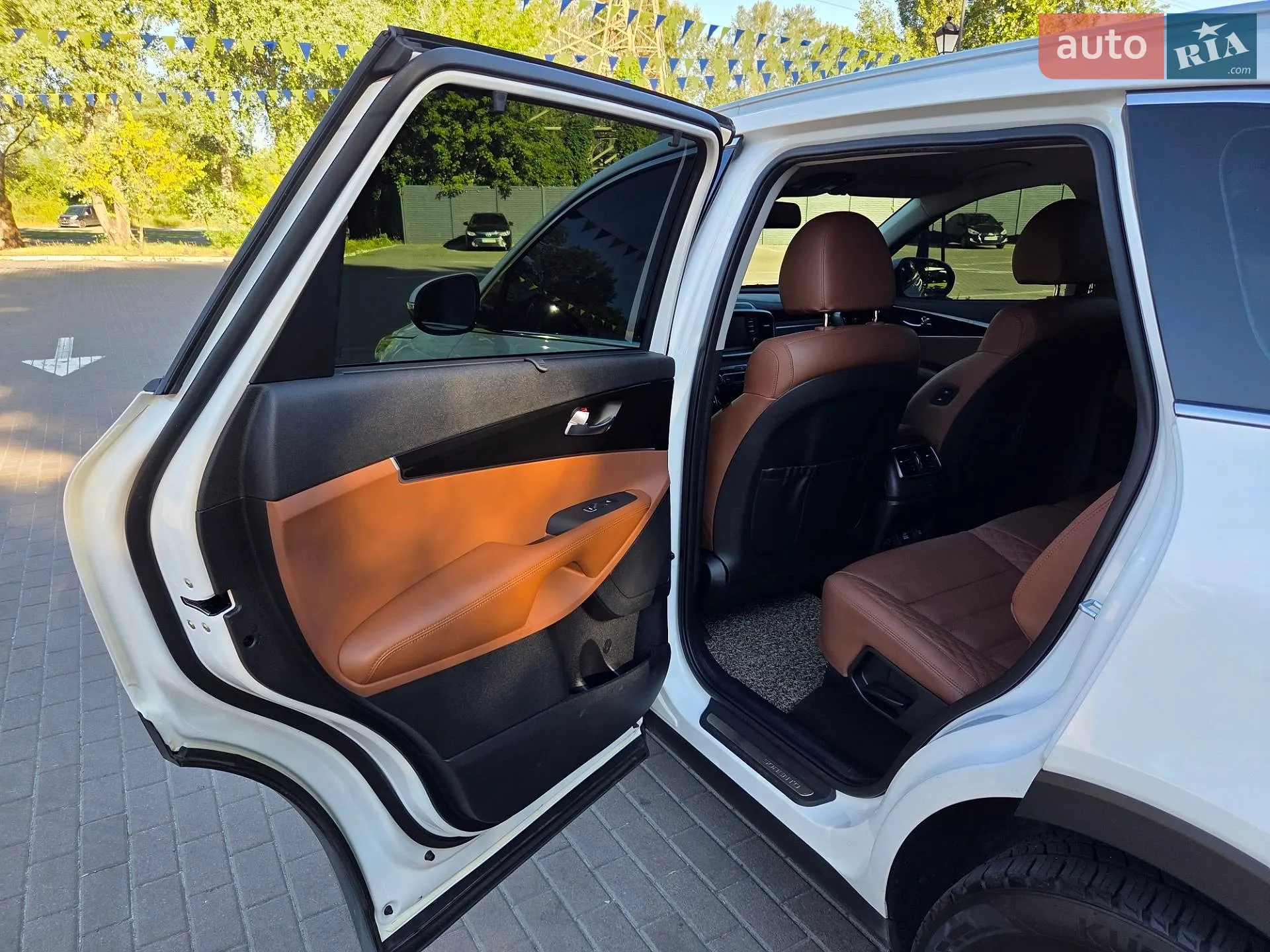 2017 Kia Sorento - мініатюра 28