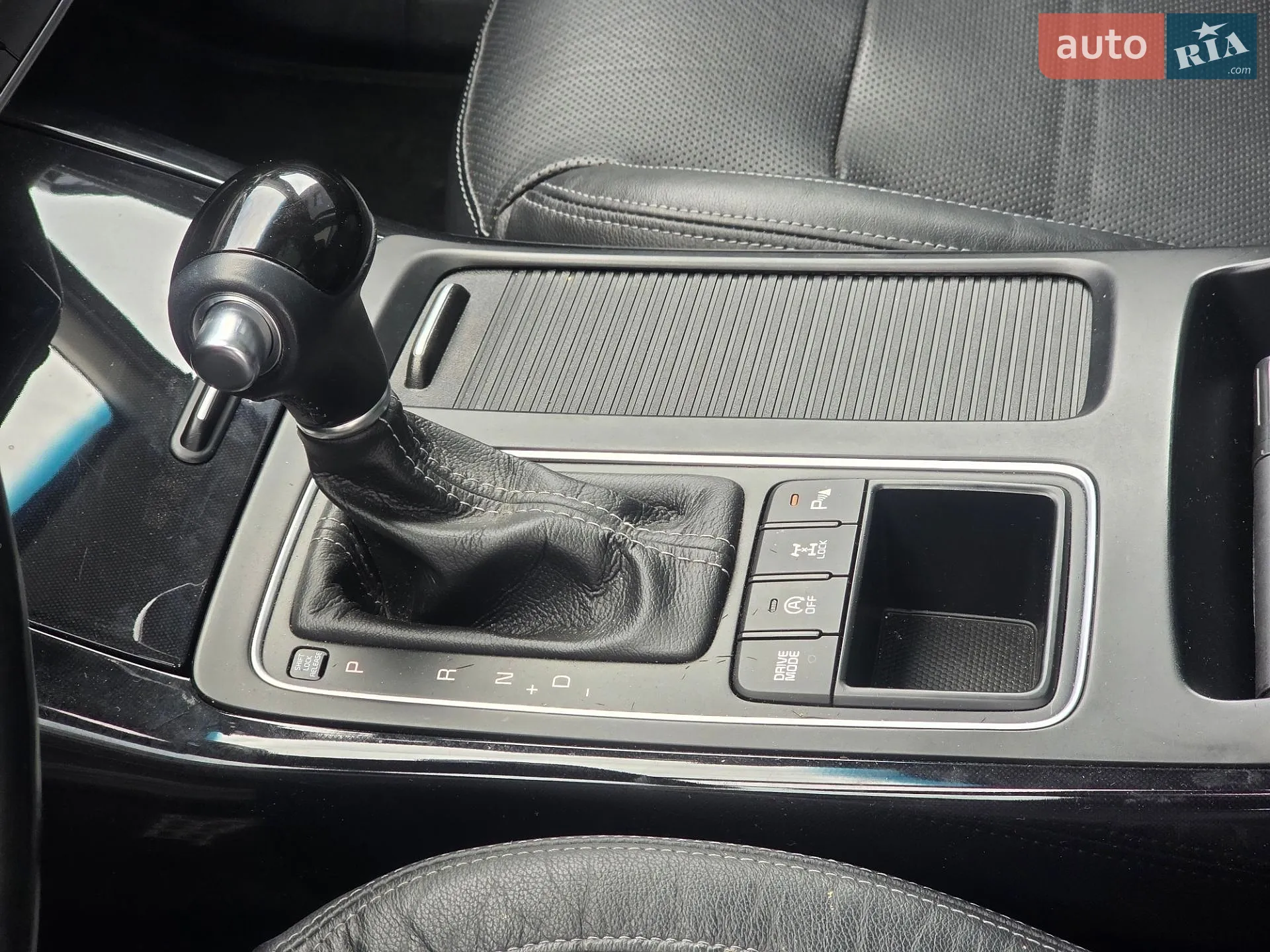 2016 Kia Sorento - мініатюра 66