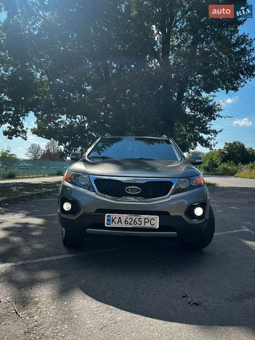 2011 Kia Sorento - фото 1