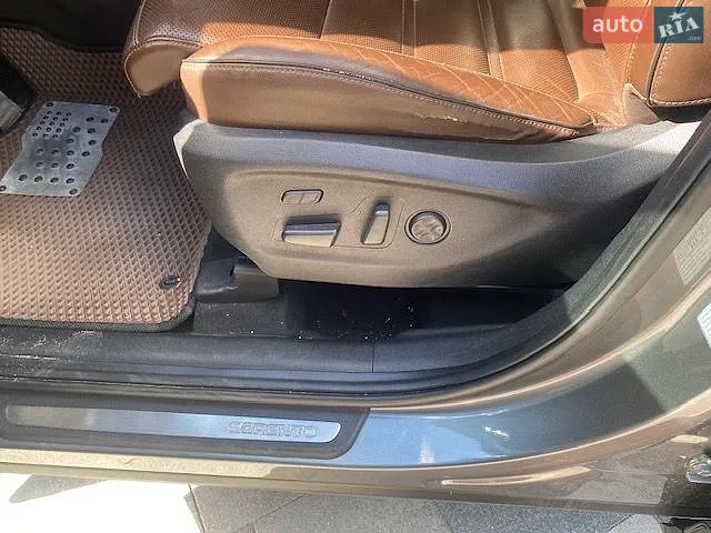 2016 Kia Sorento - мініатюра 9