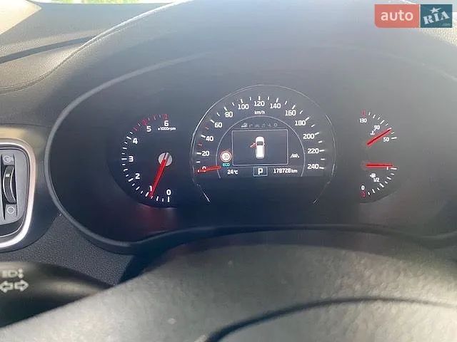 2016 Kia Sorento - мініатюра 13
