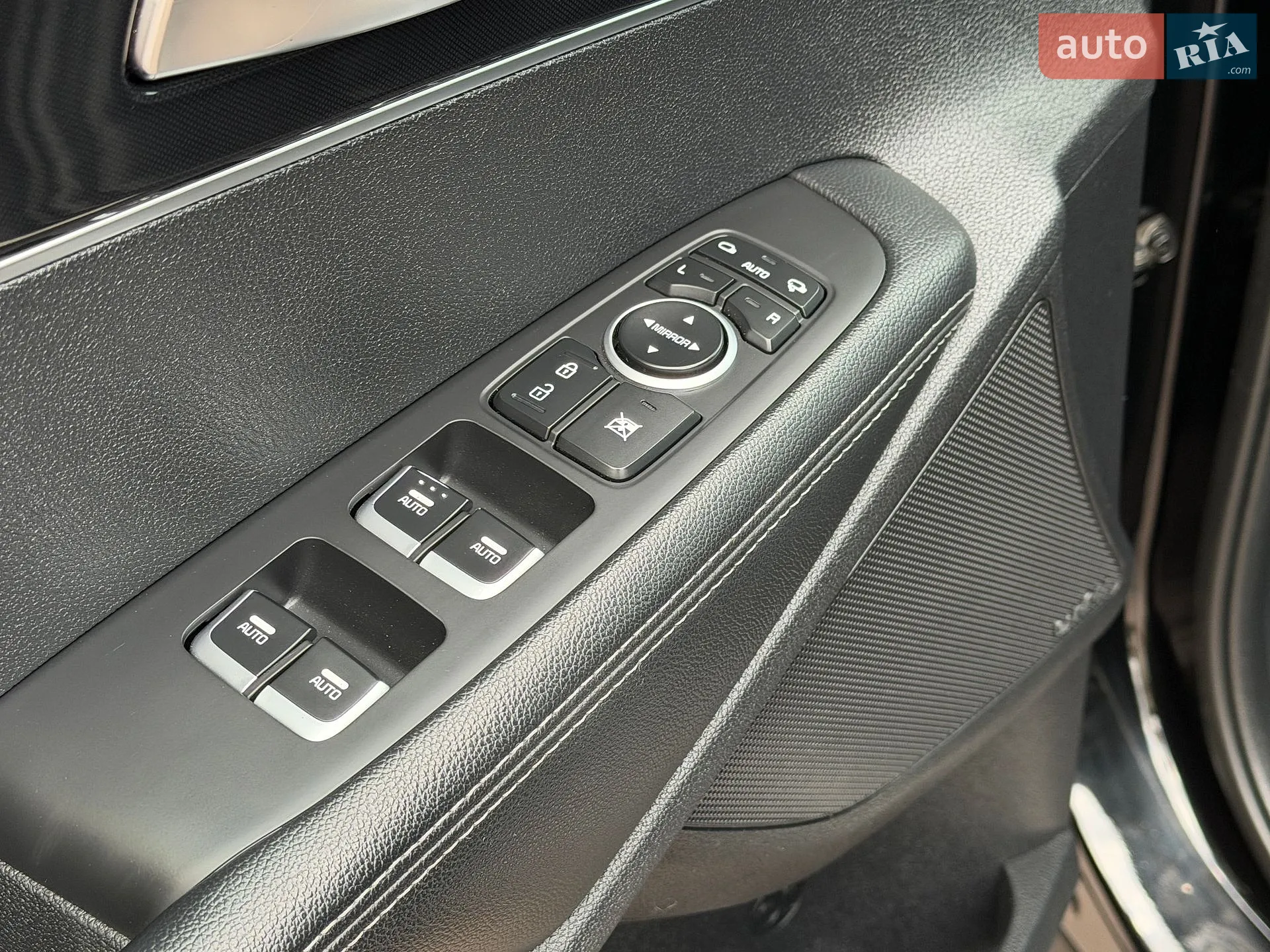 2016 Kia Sorento - мініатюра 4