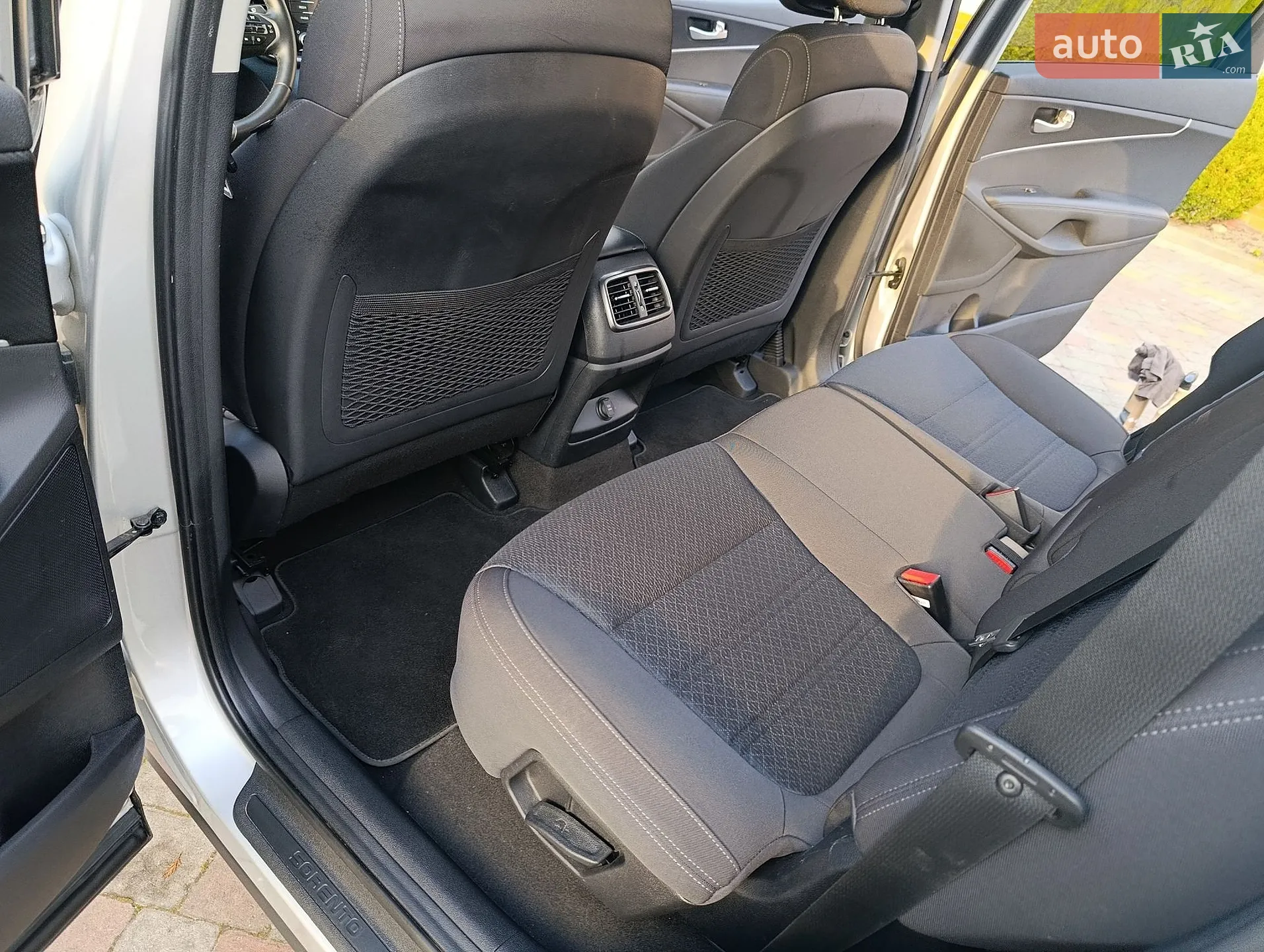 2015 Kia Sorento - мініатюра 174