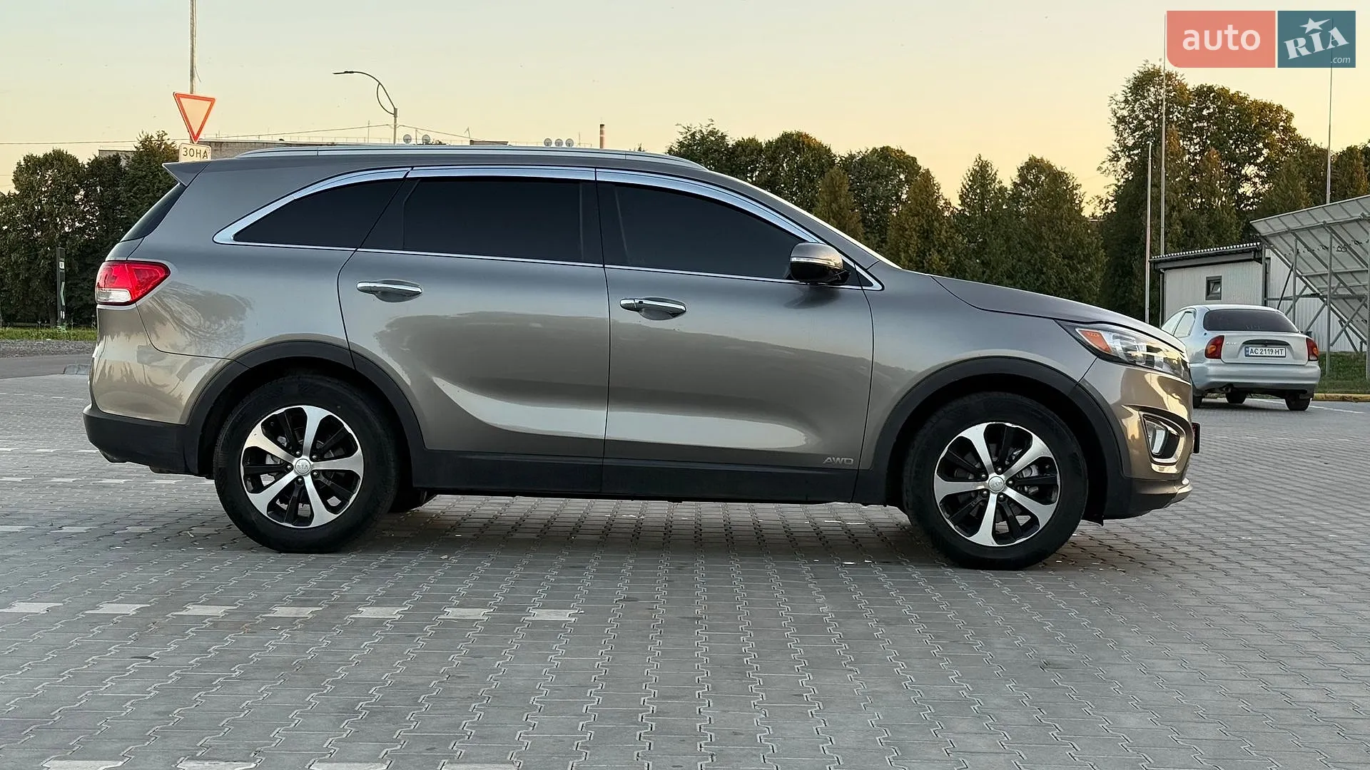 2016 Kia Sorento - мініатюра 24