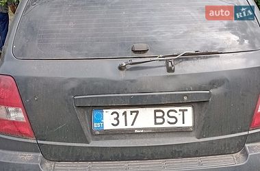 Позашляховик / Кросовер Kia Sorento 2003 в Харкові