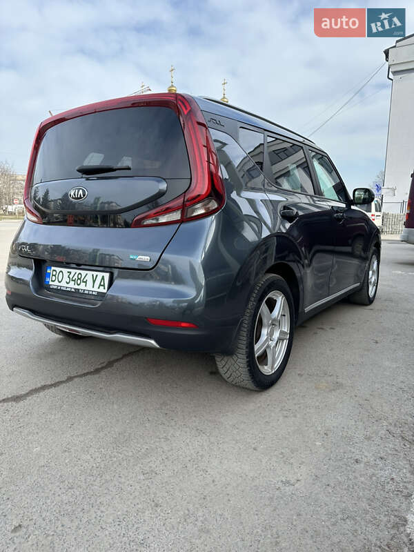 Позашляховик / Кросовер Kia Soul EV 2019 в Чорткові