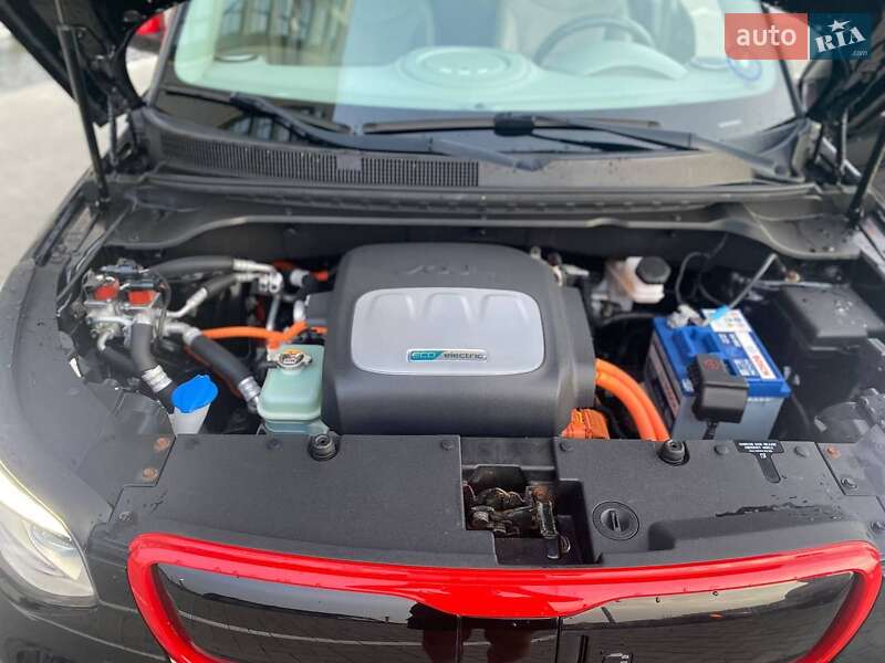 Внедорожник / Кроссовер Kia Soul EV 2016 в Ковеле фото 14 Внедорожник / Кроссовер Kia Soul EV 2016 в Ковеле