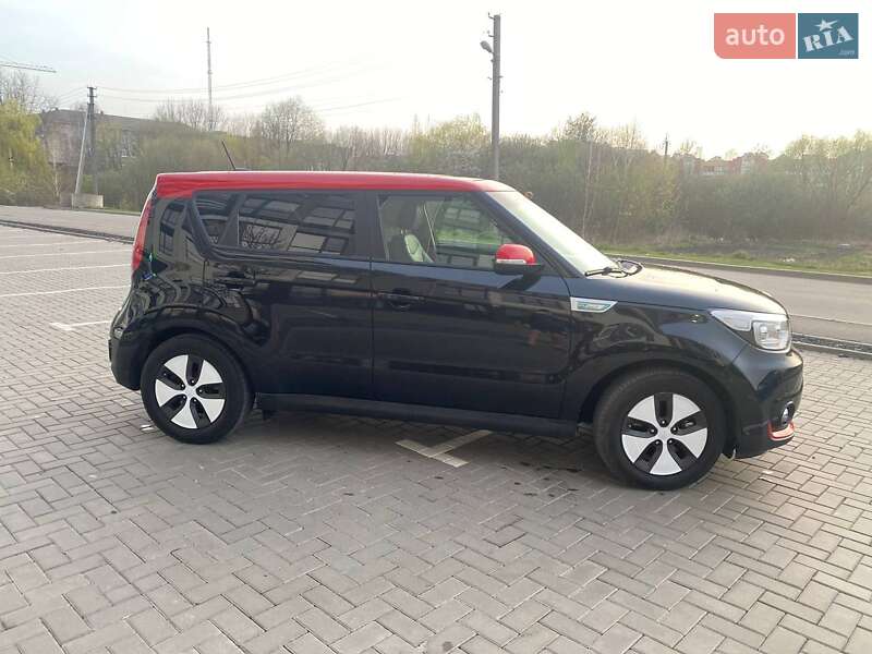 Внедорожник / Кроссовер Kia Soul EV 2016 в Ковеле фото 7 Внедорожник / Кроссовер Kia Soul EV 2016 в Ковеле