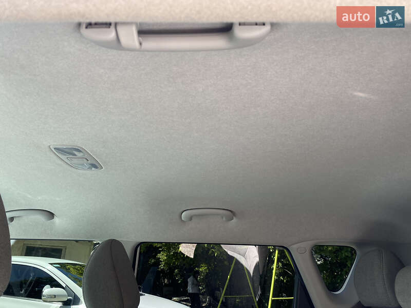 Позашляховик / Кросовер Kia Soul EV 2017 в Одесі фото 7 Позашляховик / Кросовер Kia Soul EV 2017 в Одесі