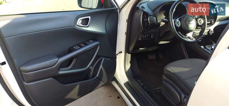 Позашляховик / Кросовер Kia Soul EV 2020 в Полтаві