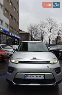 Внедорожник / Кроссовер Kia Soul EV 2020 в Киеве