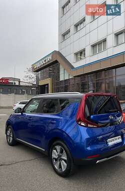 Внедорожник / Кроссовер Kia Soul EV 2020 в 