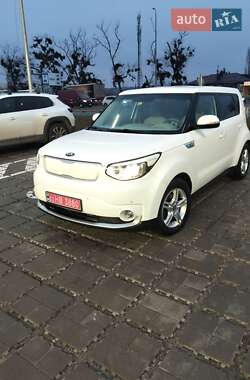 Позашляховик / Кросовер Kia Soul EV 2015 в Києві