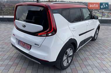 Внедорожник / Кроссовер Kia Soul EV 2020 в Хмельницком