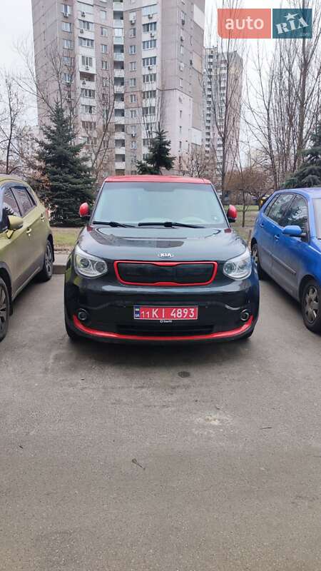 Позашляховик / Кросовер Kia Soul EV 2016 в Києві