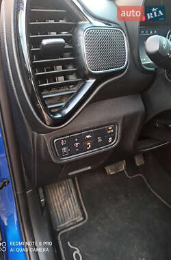 Внедорожник / Кроссовер Kia Soul EV 2020 в 