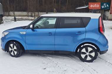 Позашляховик / Кросовер Kia Soul EV 2015 в Новояворівську