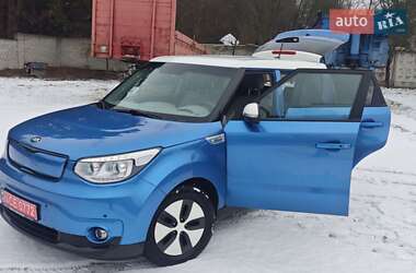 Позашляховик / Кросовер Kia Soul EV 2015 в Новояворівську