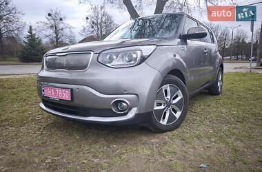 Внедорожник / Кроссовер Kia Soul EV 2017 в Луцке