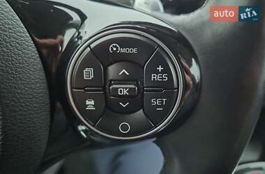Внедорожник / Кроссовер Kia Soul EV 2019 в 