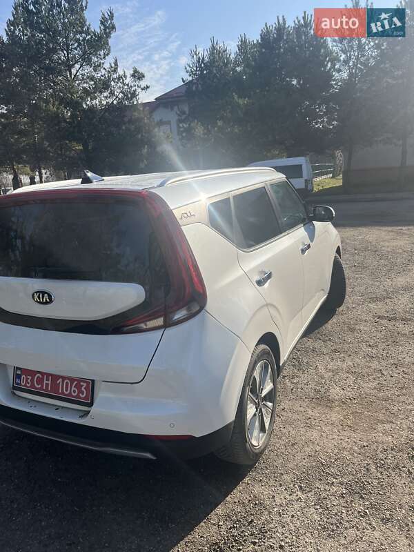 Позашляховик / Кросовер Kia Soul EV 2020 в Львові фото 5 Позашляховик / Кросовер Kia Soul EV 2020 в Львові