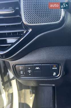 Позашляховик / Кросовер Kia Soul EV 2020 в 