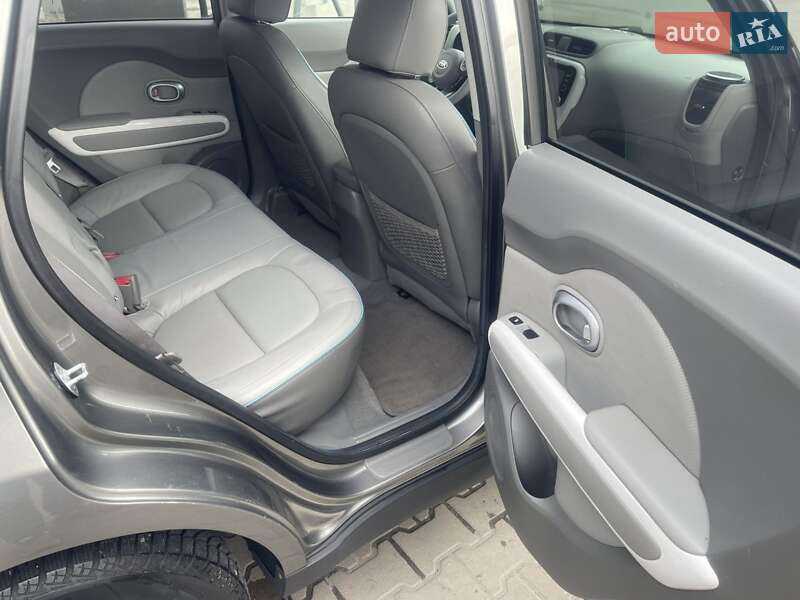 Внедорожник / Кроссовер Kia Soul EV 2014 в Киеве фото 13 Внедорожник / Кроссовер Kia Soul EV 2014 в Киеве