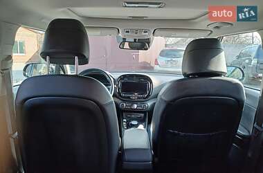 Внедорожник / Кроссовер Kia Soul EV 2022 в 