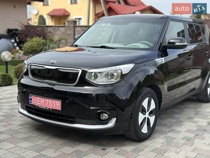 Внедорожник / Кроссовер Kia Soul EV 2017 в 