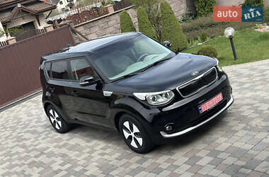 Внедорожник / Кроссовер Kia Soul EV 2017 в 