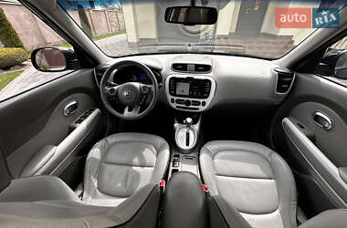 Внедорожник / Кроссовер Kia Soul EV 2017 в 