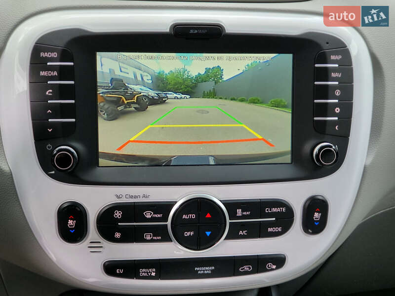 Позашляховик / Кросовер Kia Soul EV 2015 в Києві