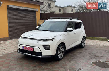 Внедорожник / Кроссовер Kia Soul EV 2019 в 