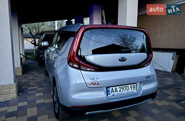 Внедорожник / Кроссовер Kia Soul EV 2019 в 