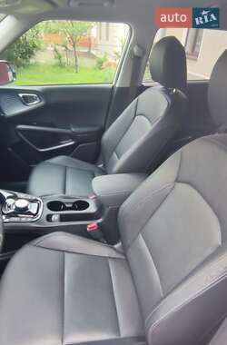 Внедорожник / Кроссовер Kia Soul EV 2022 в 