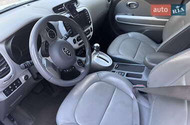 Внедорожник / Кроссовер Kia Soul EV 2015 в 