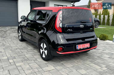 Внедорожник / Кроссовер Kia Soul EV 2015 в 
