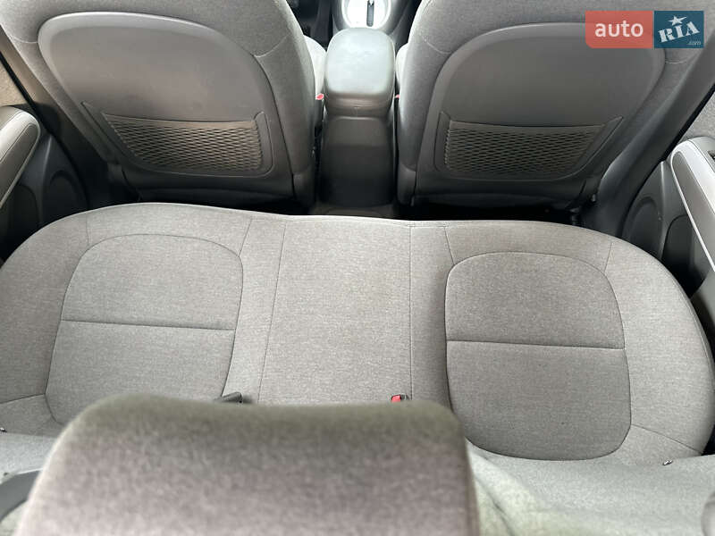Позашляховик / Кросовер Kia Soul EV 2015 в Вінниці