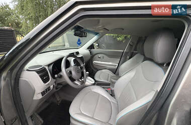 Внедорожник / Кроссовер Kia Soul EV 2015 в 