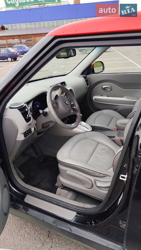 Позашляховик / Кросовер Kia Soul EV 2016 в Львові