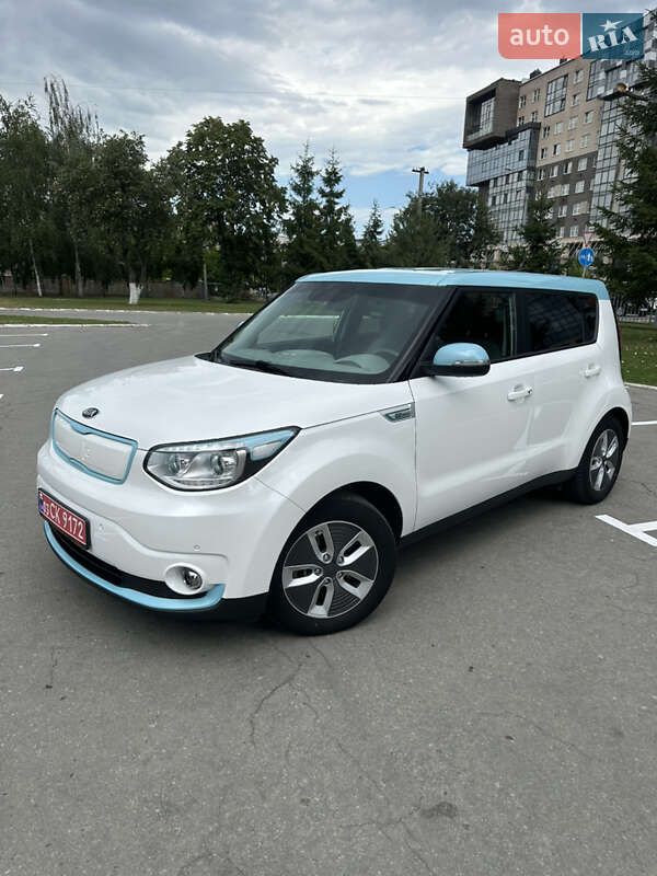 Позашляховик / Кросовер Kia Soul EV 2018 в Чернівцях
