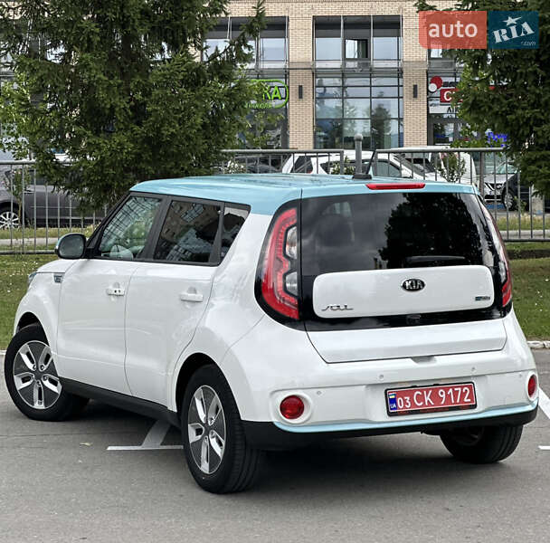 Позашляховик / Кросовер Kia Soul EV 2018 в Чернівцях