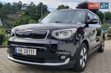 Внедорожник / Кроссовер Kia Soul EV 2015 в Одессе