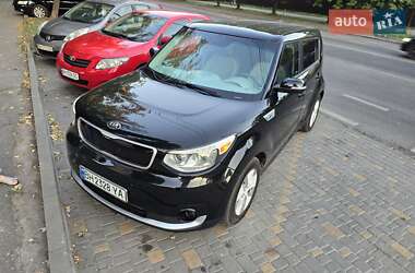 Внедорожник / Кроссовер Kia Soul EV 2016 в Одессе
