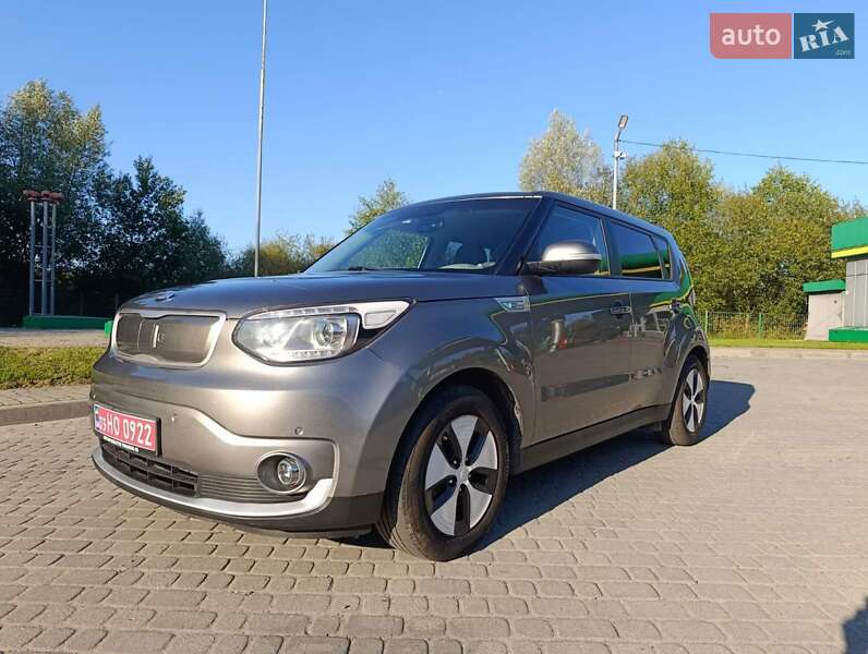 Внедорожник / Кроссовер Kia Soul EV 2015 в 