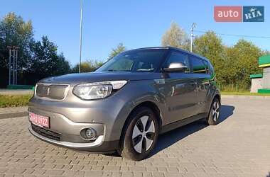 Внедорожник / Кроссовер Kia Soul EV 2015 в 