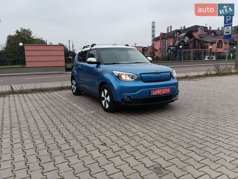 Внедорожник / Кроссовер Kia Soul EV 2016 в Дрогобыче