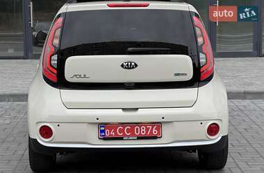 Внедорожник / Кроссовер Kia Soul EV 2017 в 